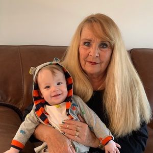 Meet your Posher, Sandy